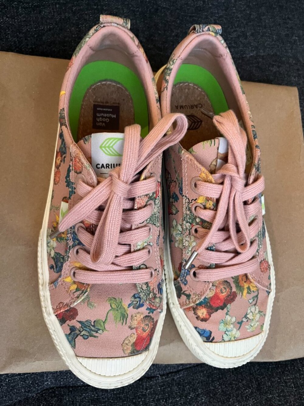 Cariuma  x Van Gogh Sneakers, Size 8